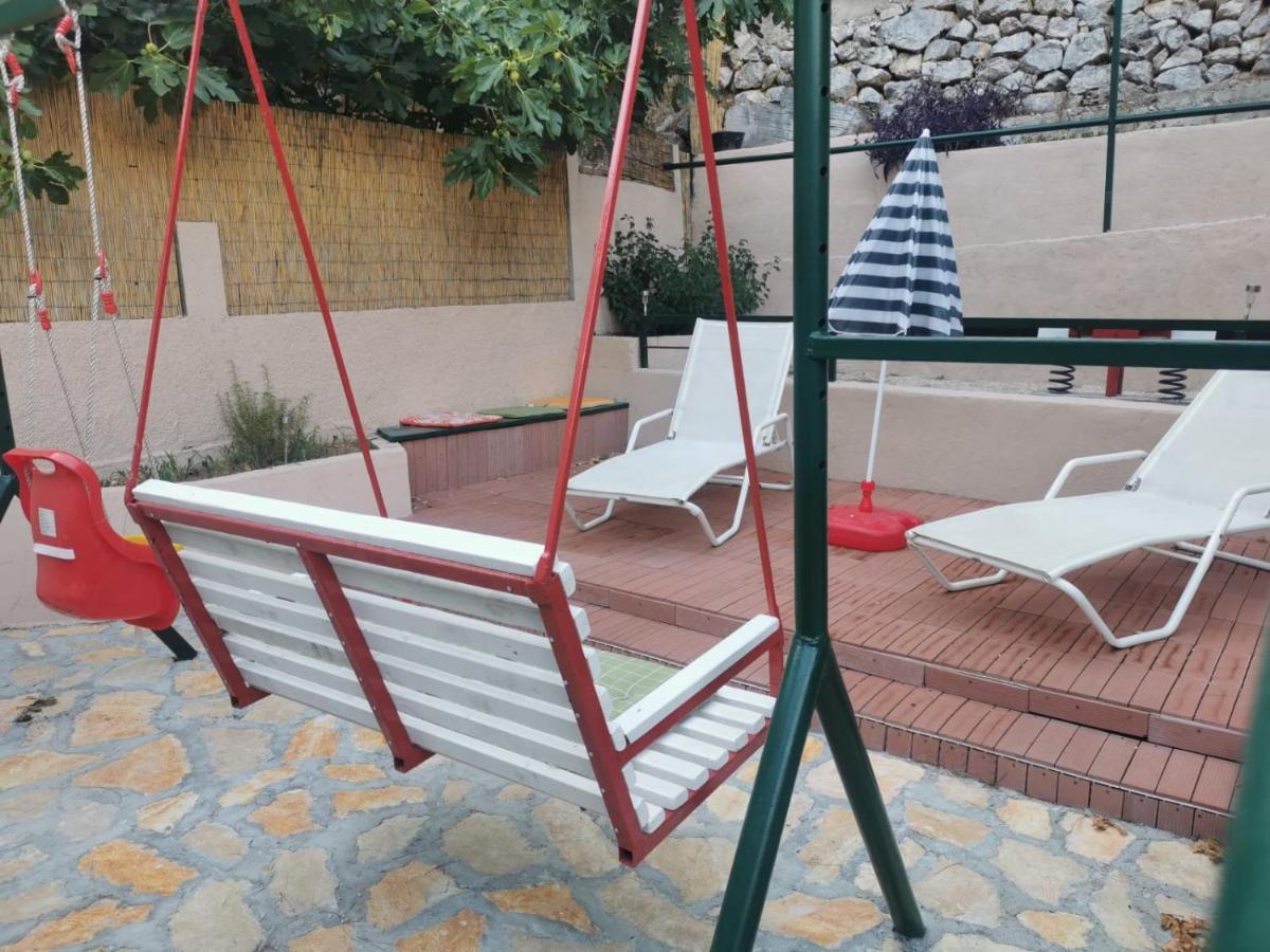 Big And Spacious Apartment In The Heart Of Omis Luaran gambar
